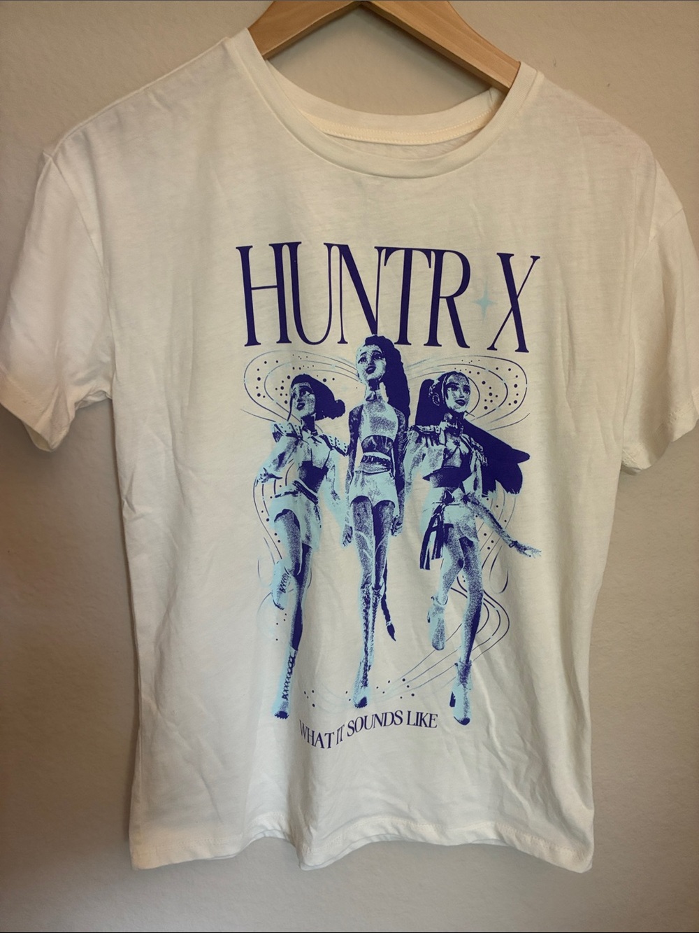 Netflix K-POP Demon Hunters White Graphic Tee XL